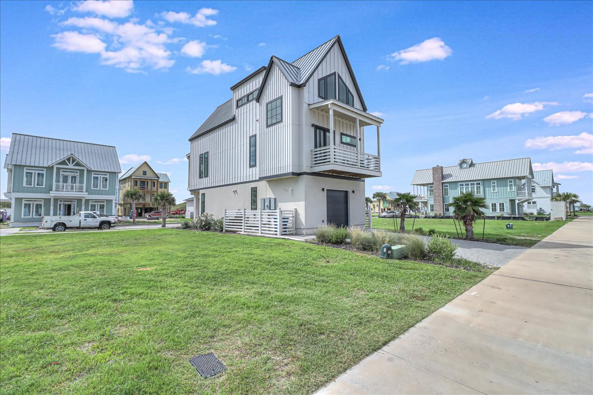 Port Aransas, Texas, 78373, United States, 3 Bedrooms Bedrooms, ,3 BathroomsBathrooms,Residential,For Sale,1979271