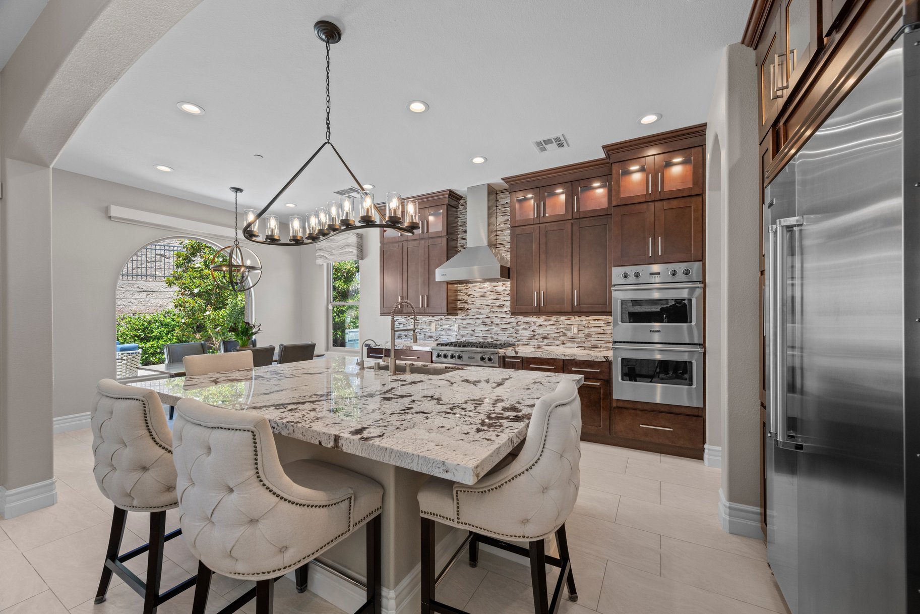  DESIGNER DREAM OASIS IN GATED LAKE LAS VEGAS, FURNISHED TURN-KEY - 物件實景