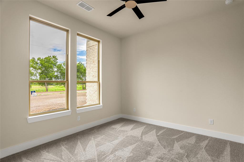 Celeste, Texas, 75423, United States, 4 Bedrooms Bedrooms, ,4 BathroomsBathrooms,Residential,For Sale,1882492