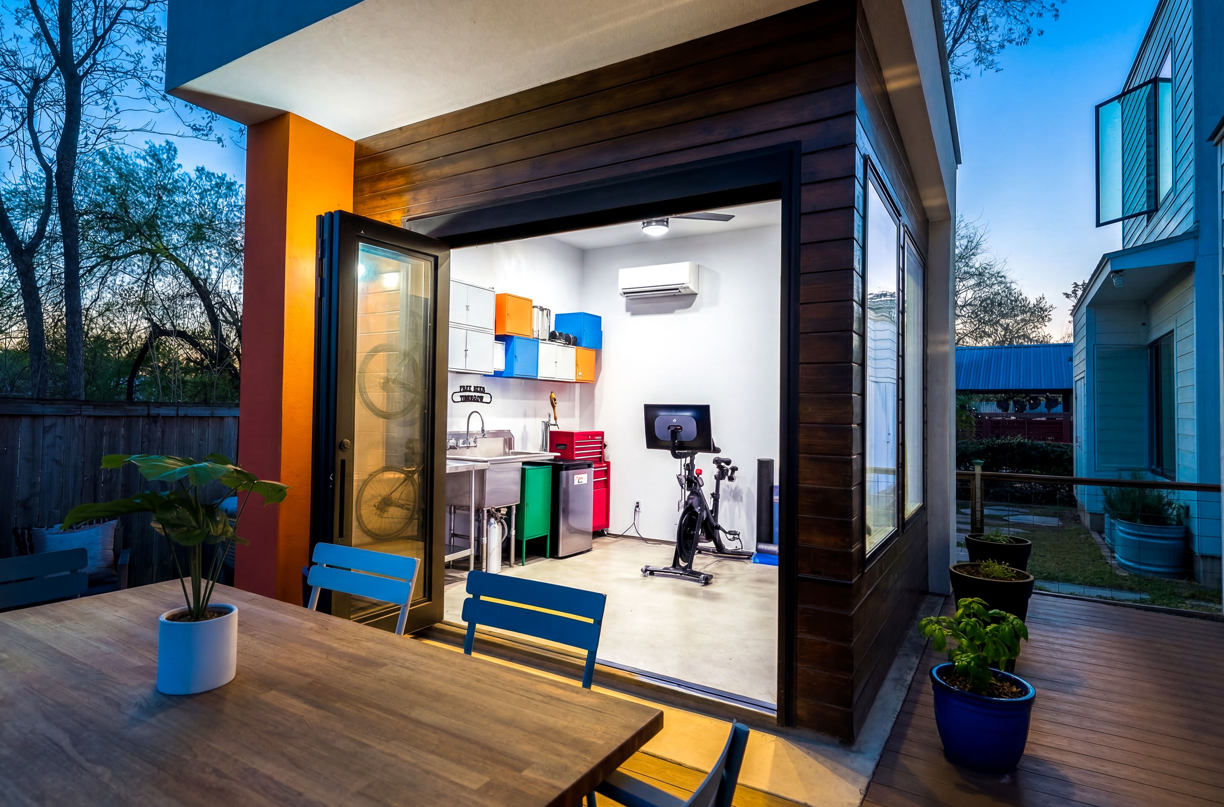  Stunning Custom Contemporary Abode in Southtown - 物件實景