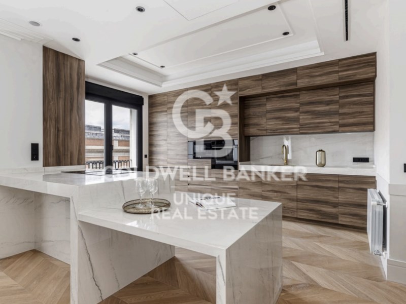 Madrid, Comunidad de Madrid, ES, 3 Bedrooms Bedrooms, ,4 BathroomsBathrooms,Residential,For Sale,1868808