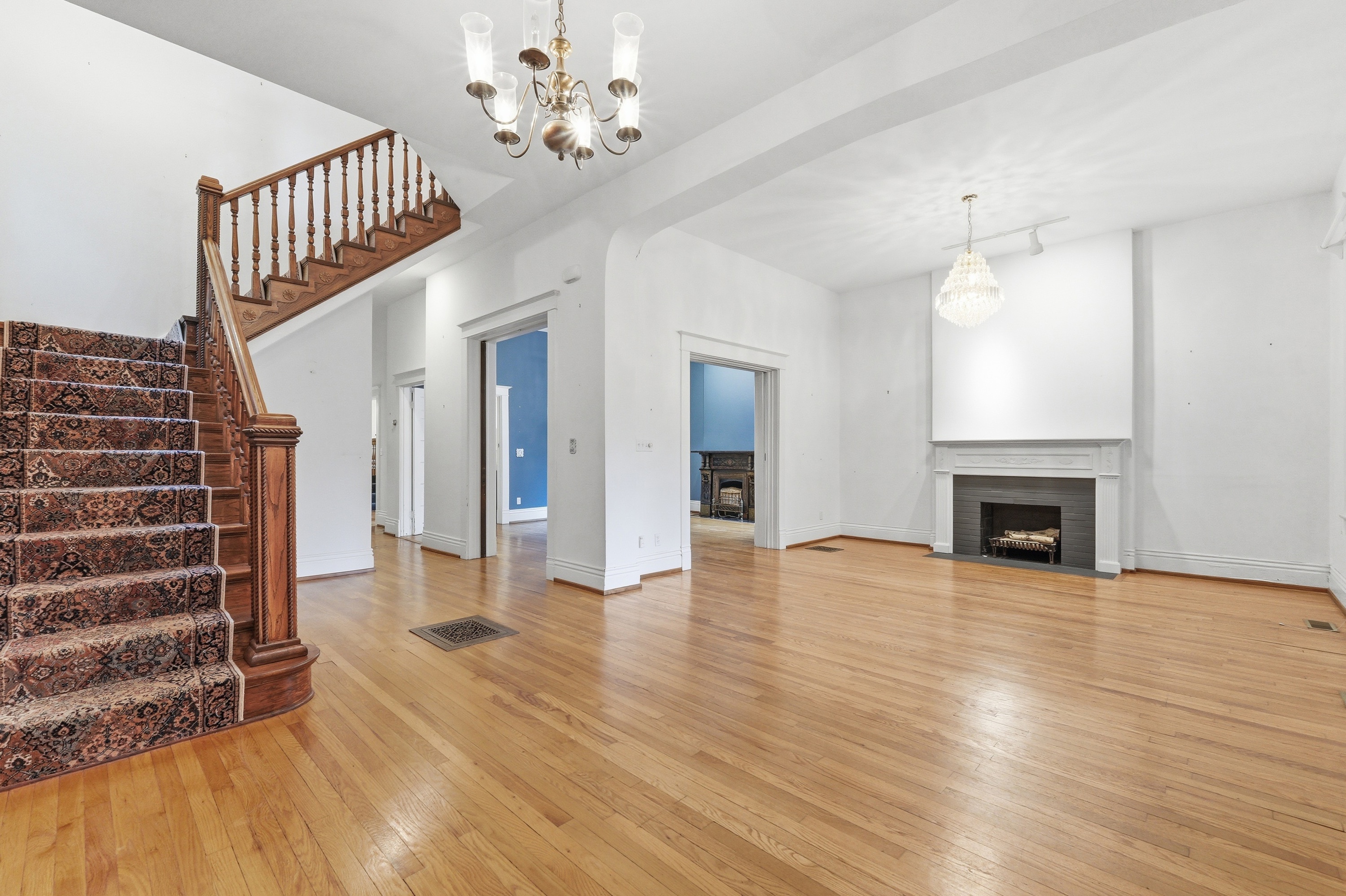  2037 Tyler Lane, Louisville, KY 40205 - 物件實景