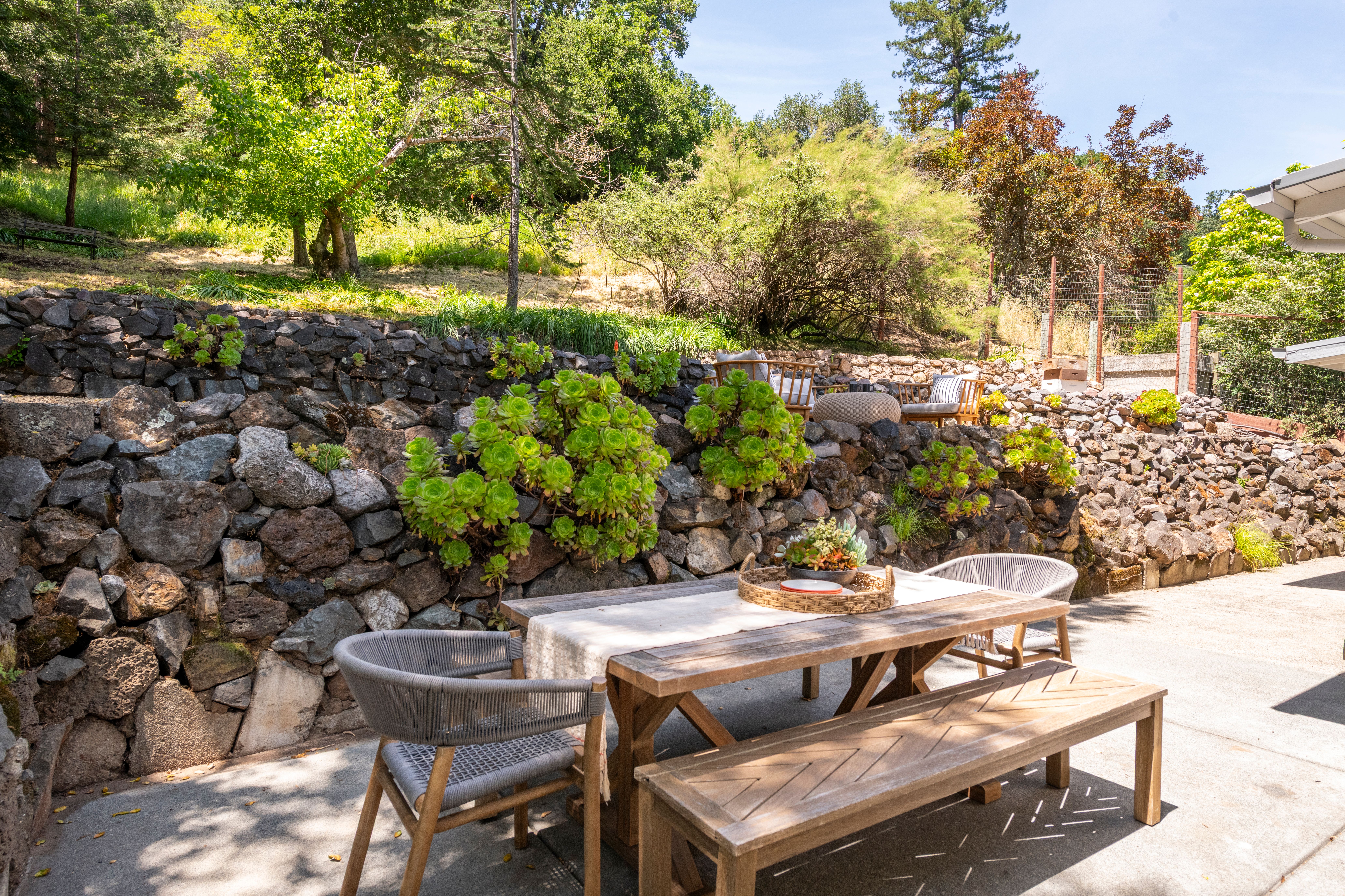  Lush Indoor-Outdoor Living in San Anselmo - 物件實景