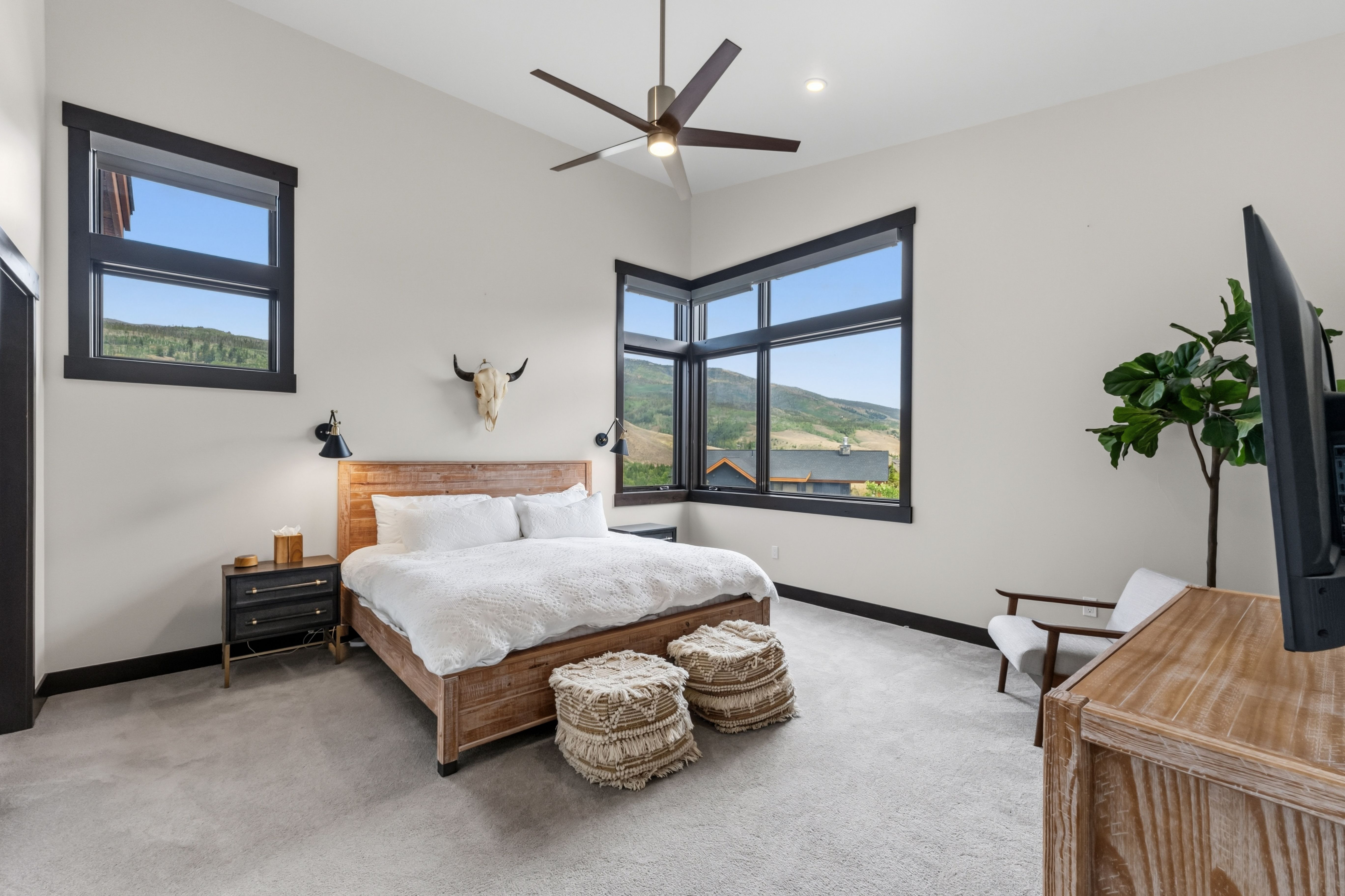  Beautifully Furnished Duplex in Highly Sought After Summit Sky Ranch Community - 物件實景