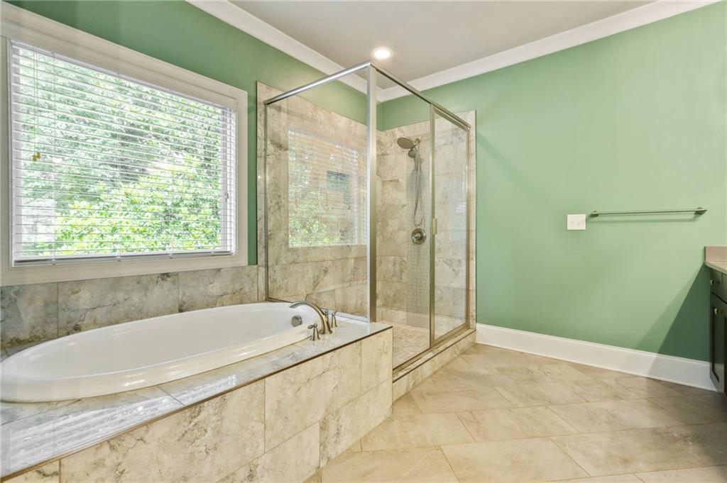 Atlanta, Georgia, 30341, United States, 5 Bedrooms Bedrooms, ,5 BathroomsBathrooms,Residential,For Sale,1845419