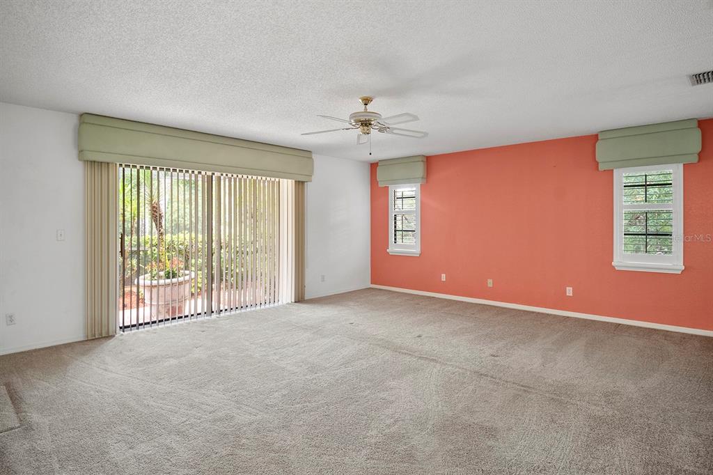 Weeki Wachee, Florida, 34607, United States, 4 Bedrooms Bedrooms, ,5 BathroomsBathrooms,Residential,For Sale,2009705