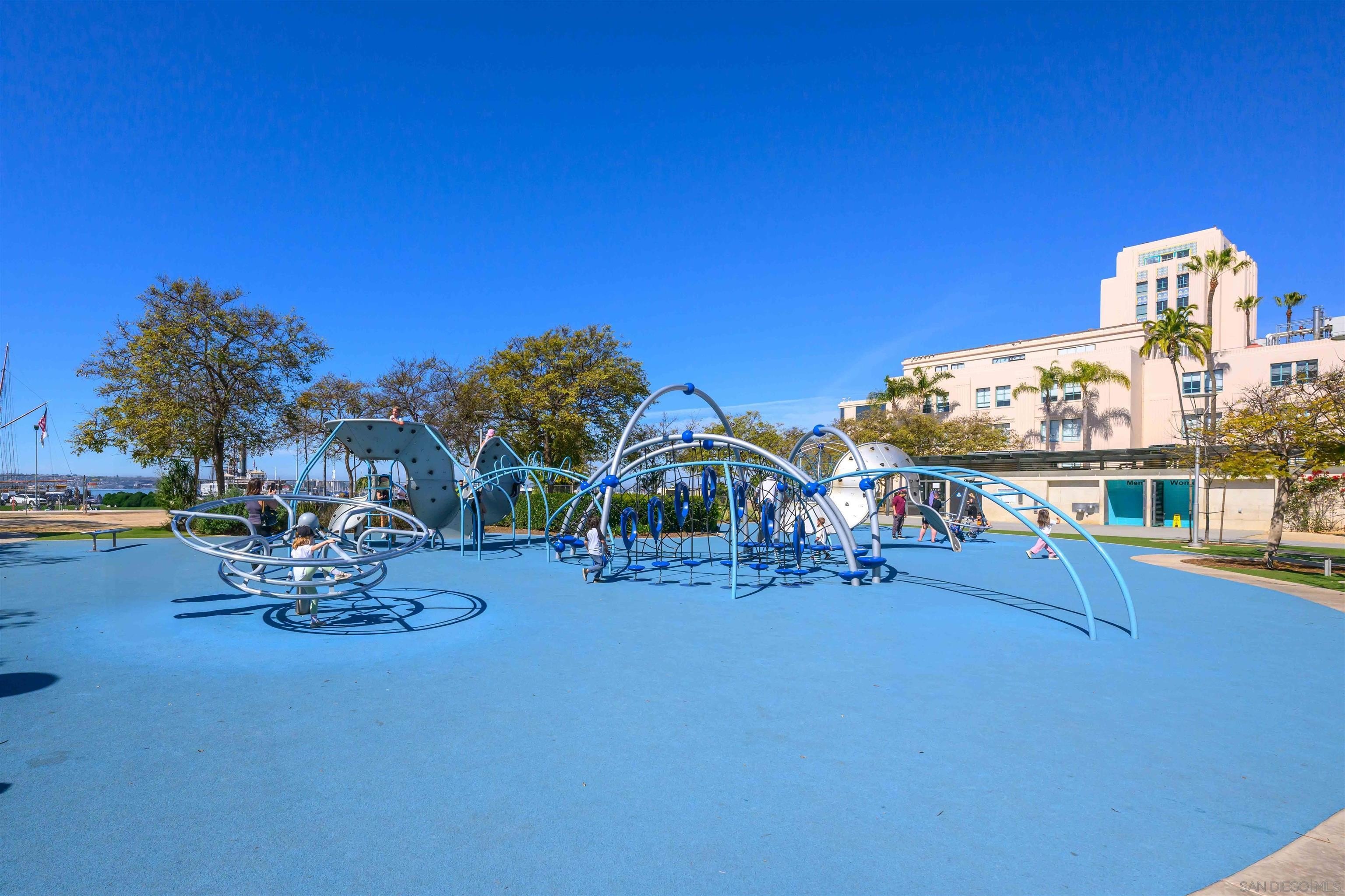 San Diego, California, 92101, United States, 2 Bedrooms Bedrooms, ,3 BathroomsBathrooms,Residential,For Sale,1713203