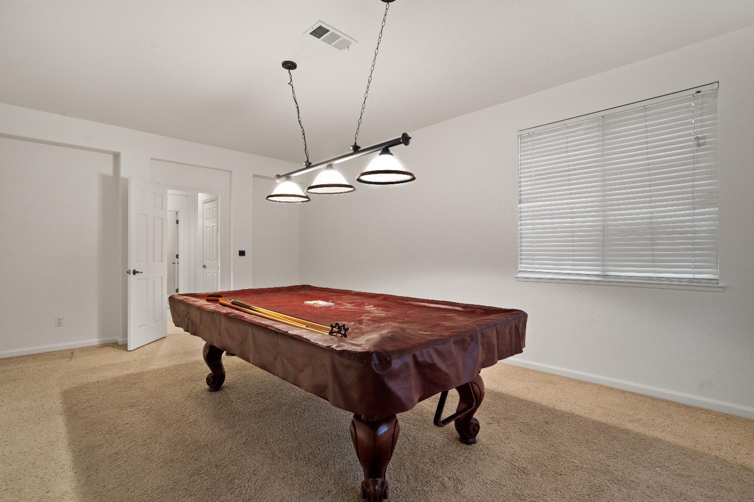 Riverbank, California, 95367, United States, 4 Bedrooms Bedrooms, ,3 BathroomsBathrooms,Residential,For Sale,1974513