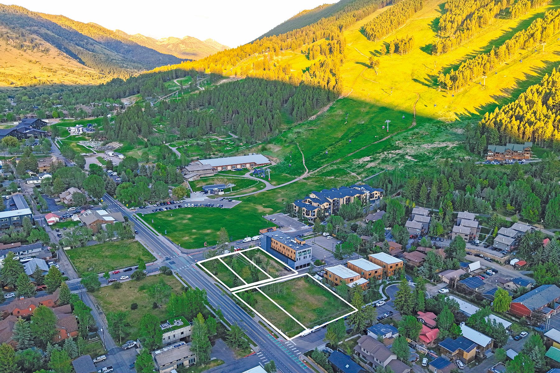  Rare Development Opportunity Adjacent to Snow King - 物件實景
