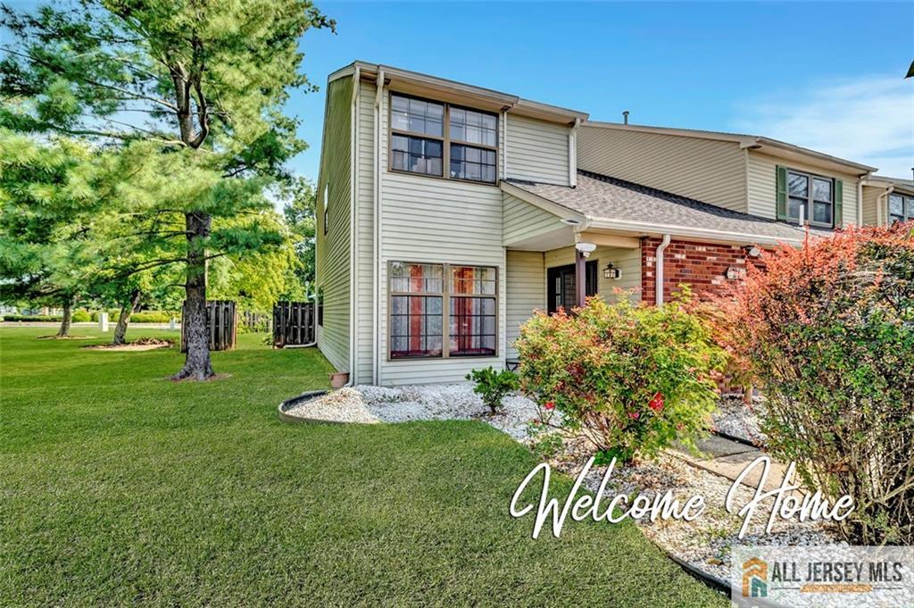 East Brunswick, New Jersey, 08816, United States, 3 Bedrooms Bedrooms, ,3 BathroomsBathrooms,Residential,For Sale,1917391