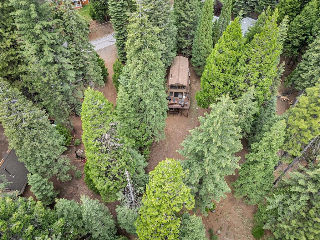 Lake Almanor, California, 96137, United States, 2 Bedrooms Bedrooms, ,3 BathroomsBathrooms,Residential,For Sale,2001829