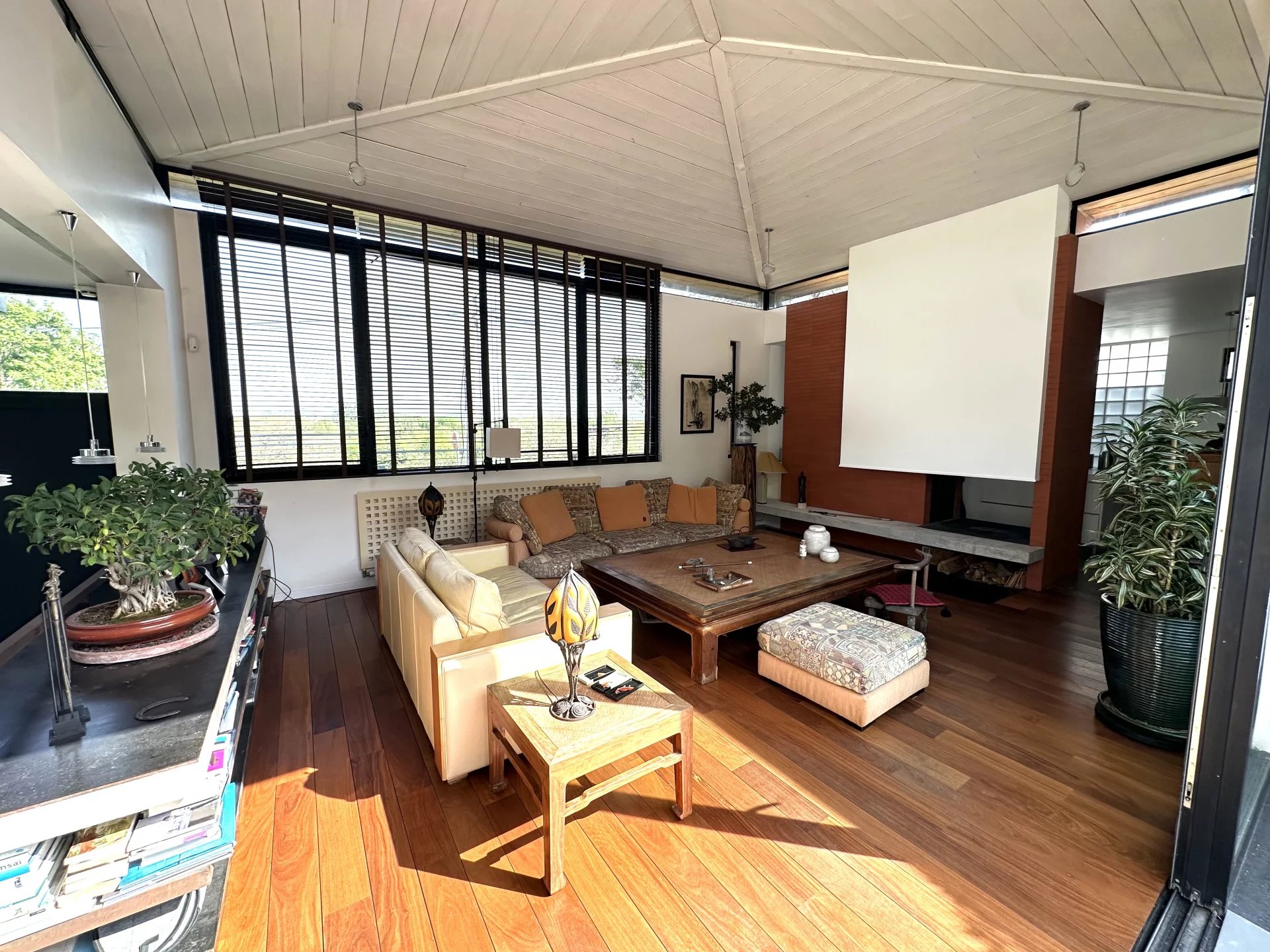 Le Pecq, Île-de-France, 78230, FR, 5 Bedrooms Bedrooms, ,Residential,For Sale,1994404