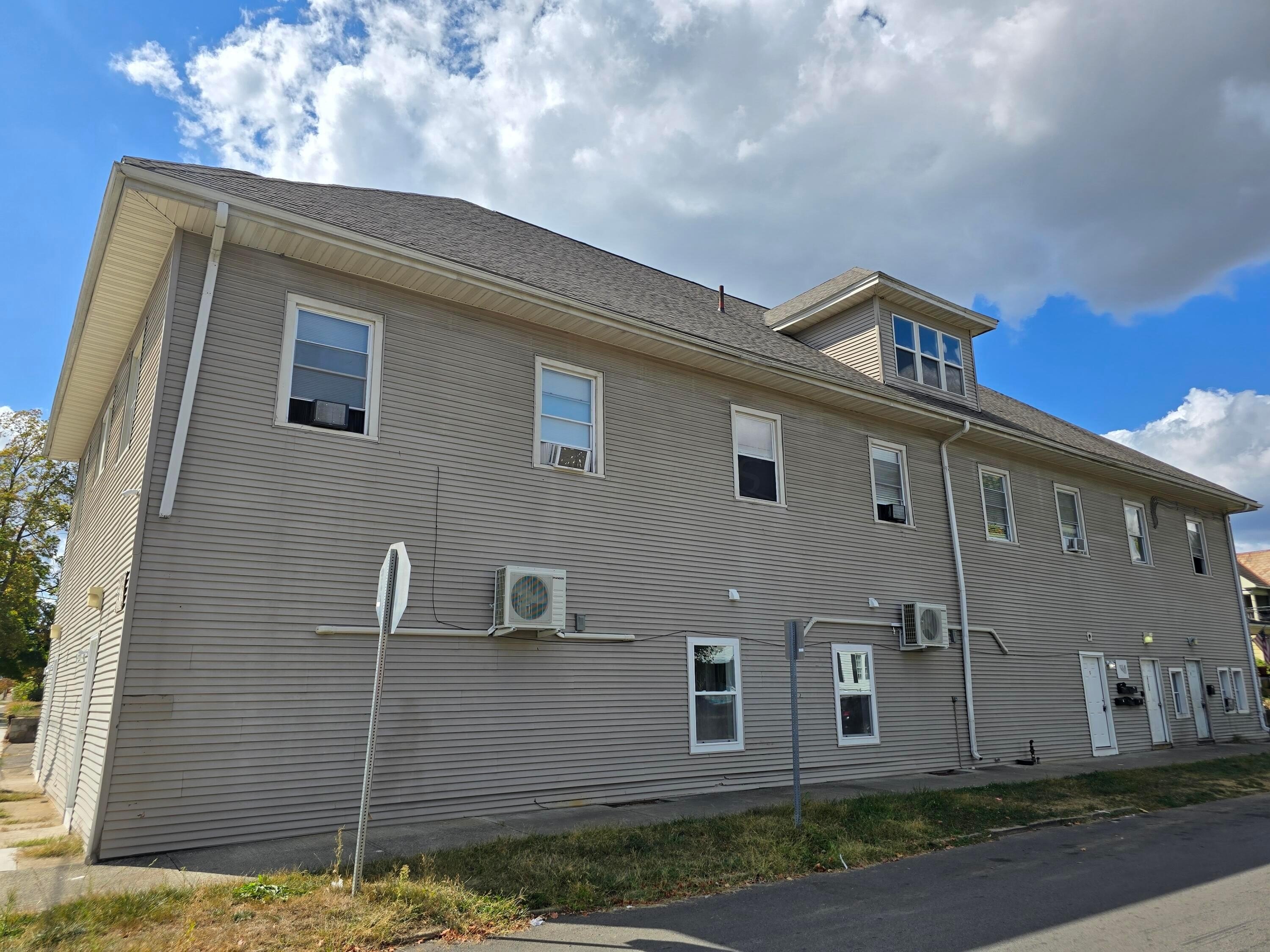 Newark, Ohio, 43055, United States, ,Residential,For Sale,1976032