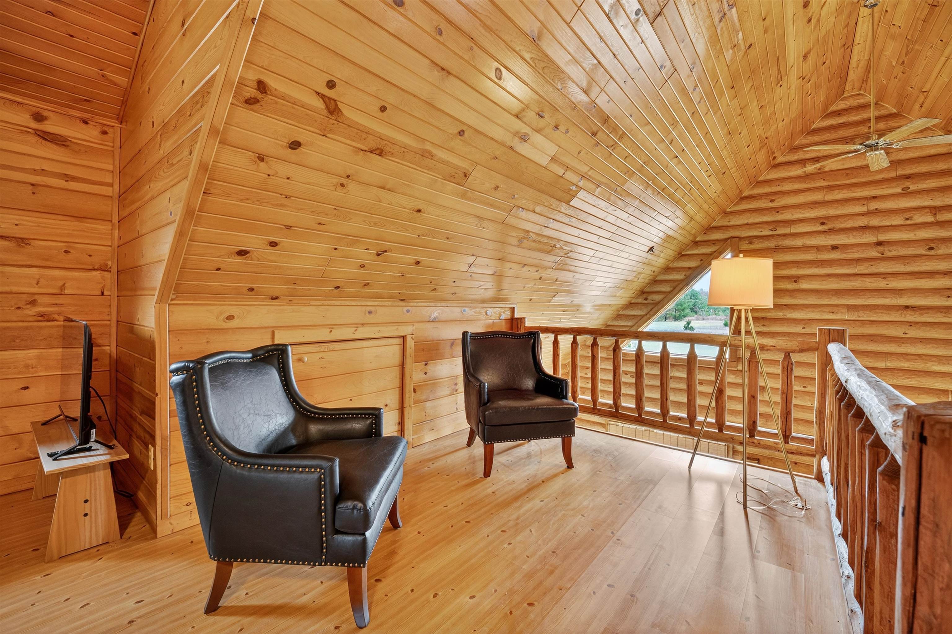 IOLA, Wisconsin, 54945, United States, 2 Bedrooms Bedrooms, ,3 BathroomsBathrooms,Residential,For Sale,1991168