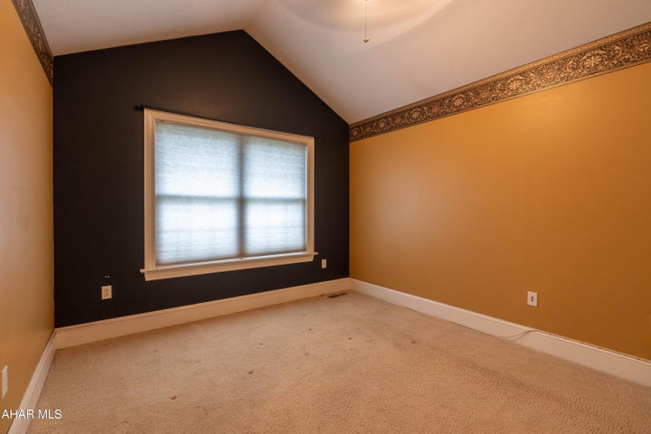 Altoona, Pennsylvania, 16602, United States, 5 Bedrooms Bedrooms, ,5 BathroomsBathrooms,Residential,For Sale,1796554