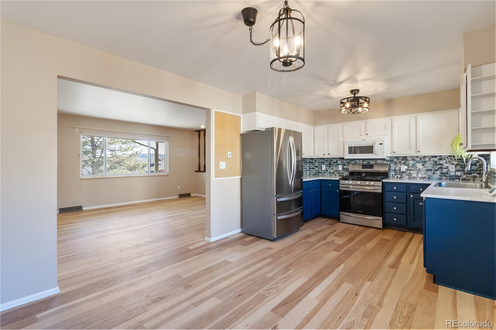 Castle Rock, Colorado, 80104, United States, 4 Bedrooms Bedrooms, ,Residential,For Sale,2005157