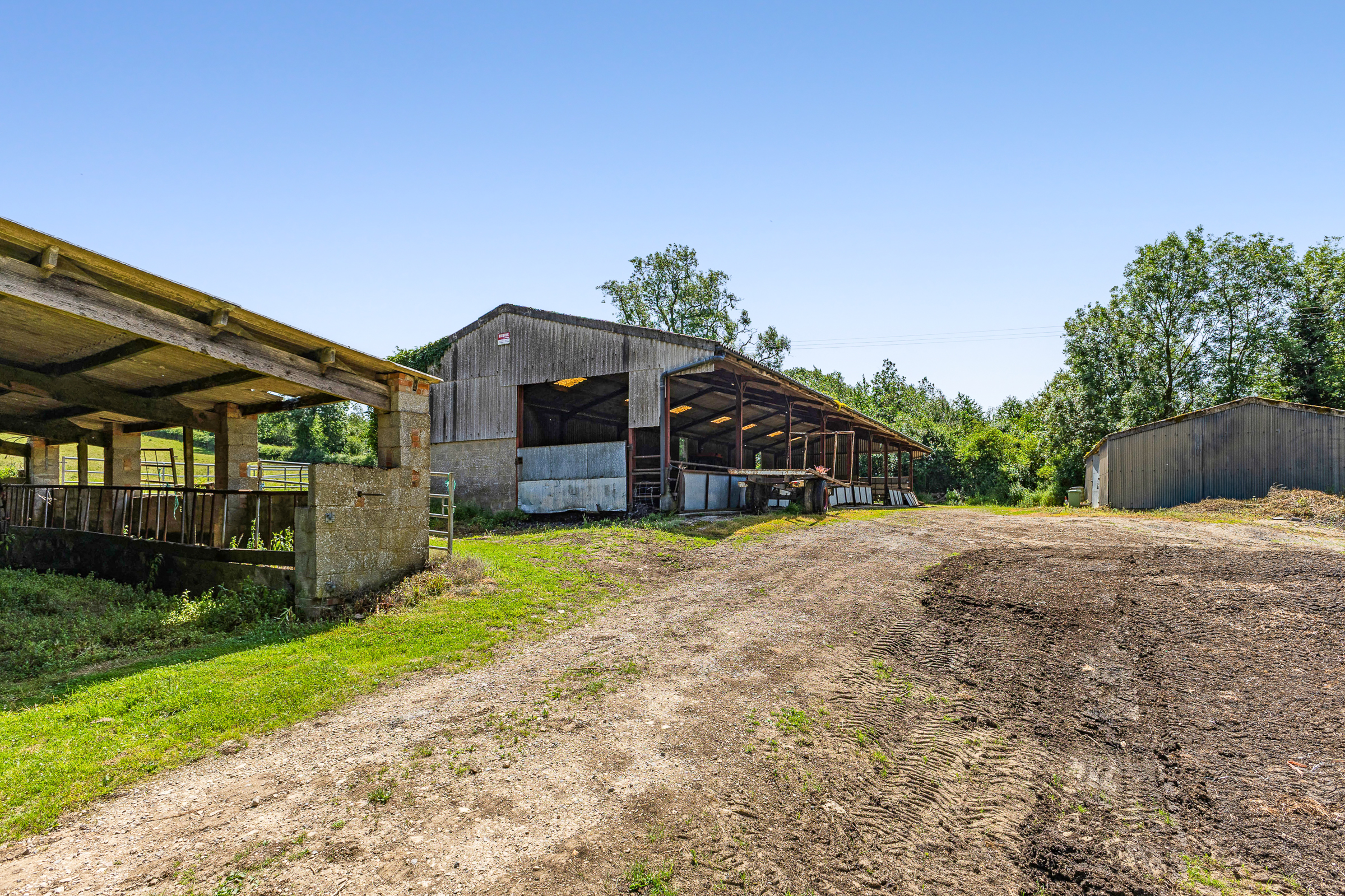  An exceptional Cotswold country property with planning consent for three barn co - 物件實景