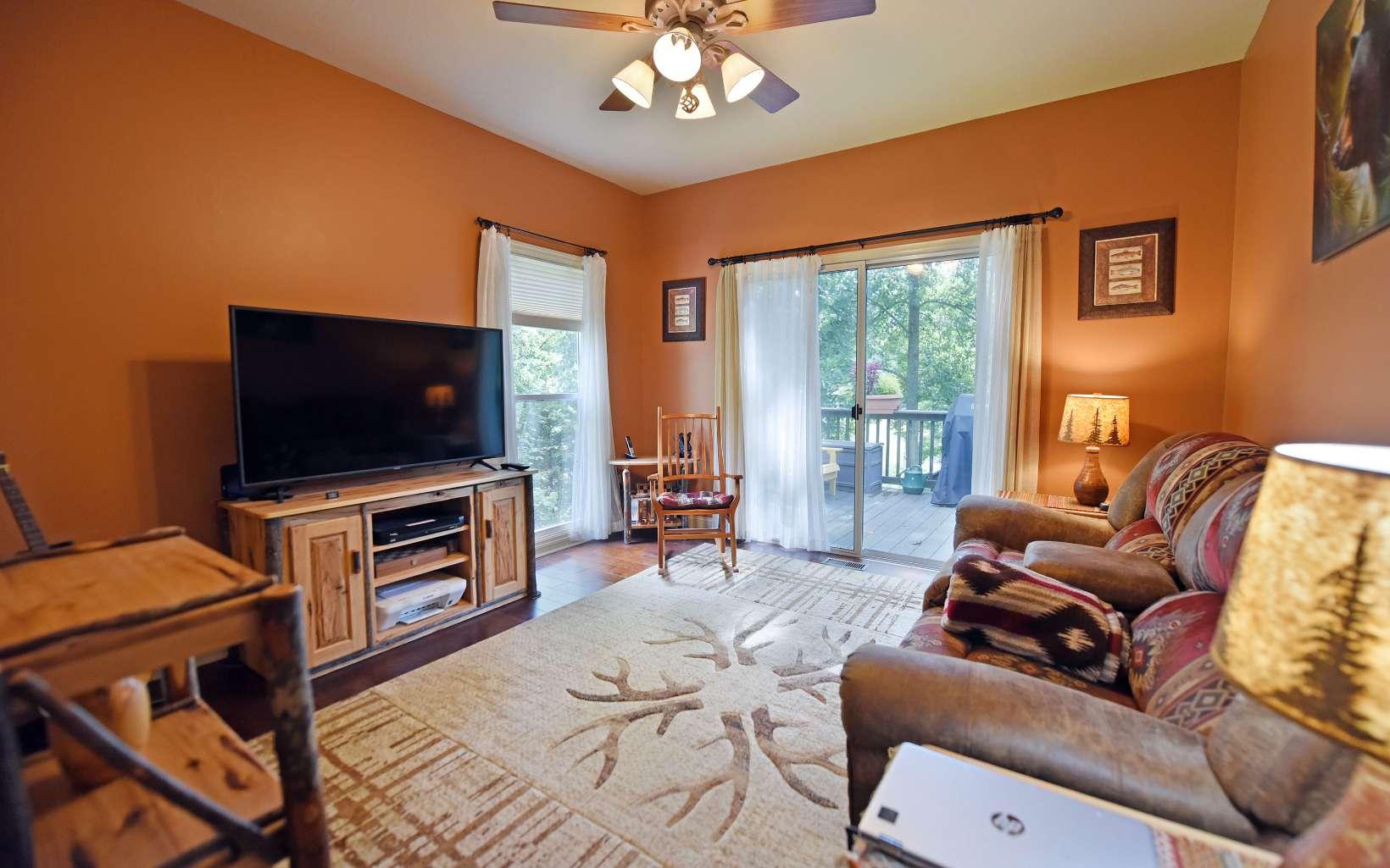 Hiawassee, Georgia, 30546, United States, 4 Bedrooms Bedrooms, ,4 BathroomsBathrooms,Residential,For Sale,1746240