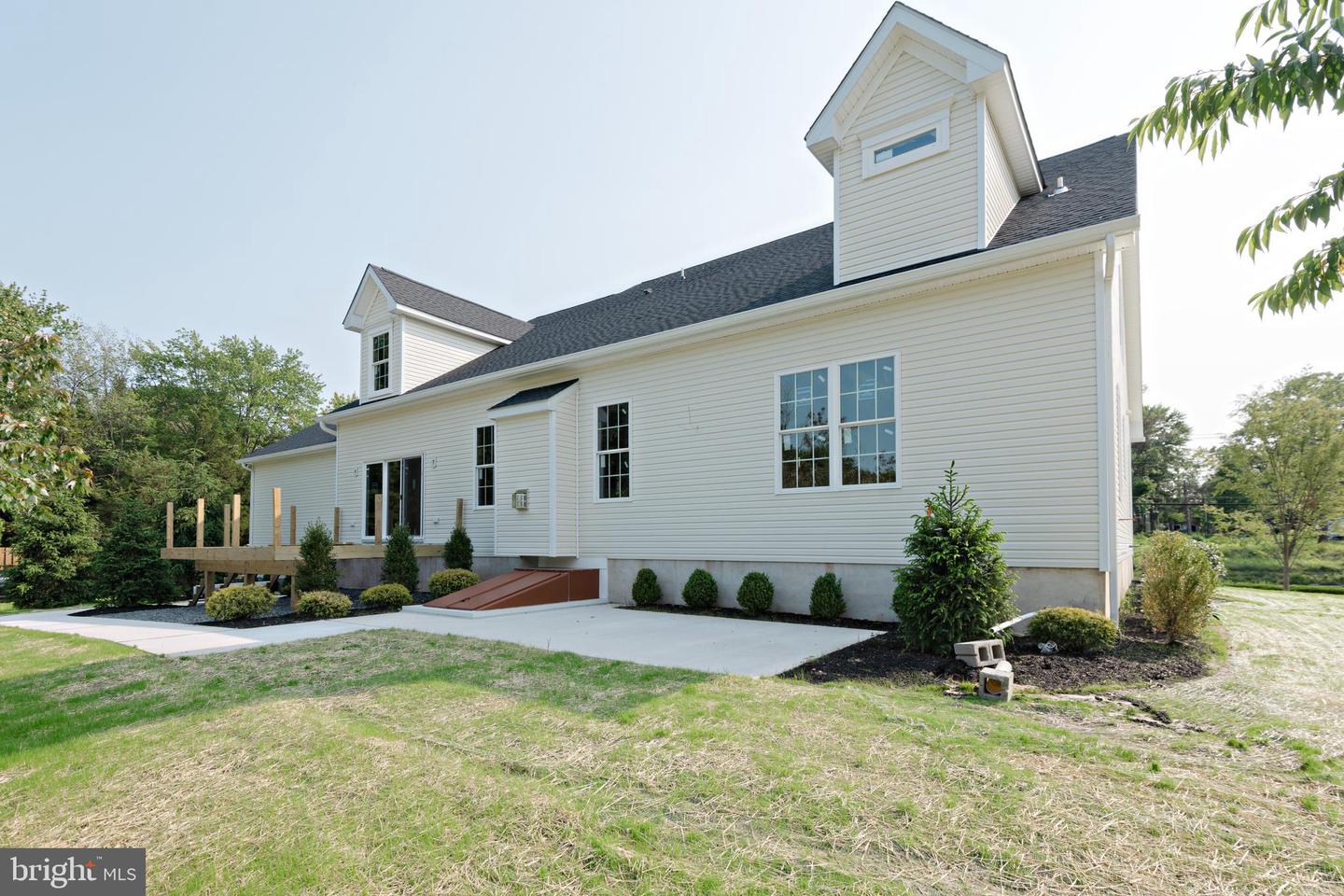 ATCO, New Jersey, 08004, United States, 4 Bedrooms Bedrooms, ,5 BathroomsBathrooms,Residential,For Sale,1981794