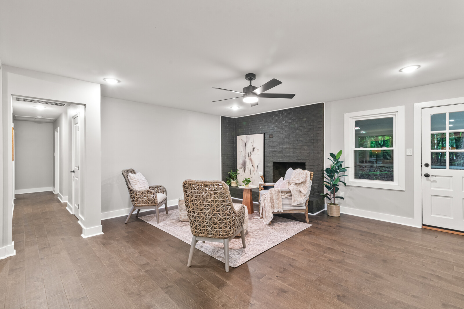 Yorktown, Virginia, 236923604, United States, 3 Bedrooms Bedrooms, ,2 BathroomsBathrooms,Residential,For Sale,1983250