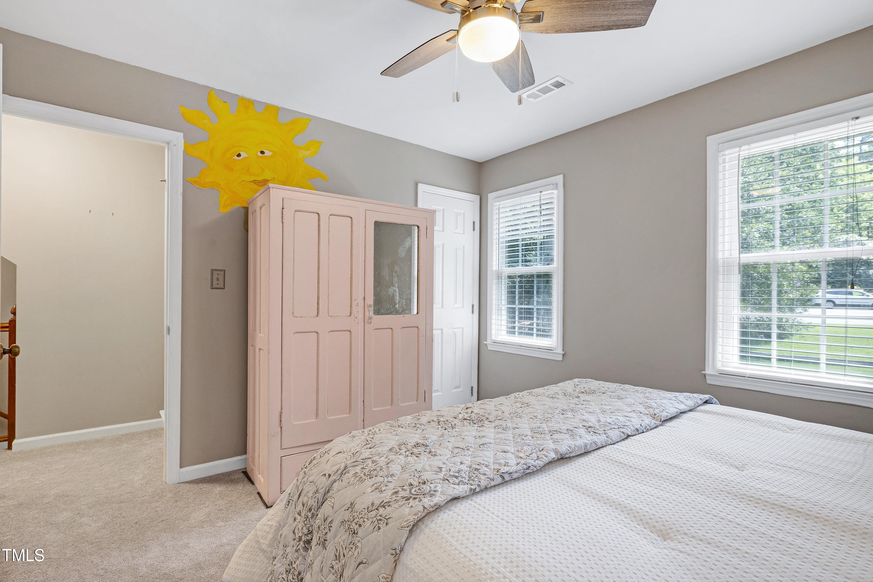Raleigh, North Carolina, 27606, United States, 3 Bedrooms Bedrooms, ,3 BathroomsBathrooms,Residential,For Sale,1941064