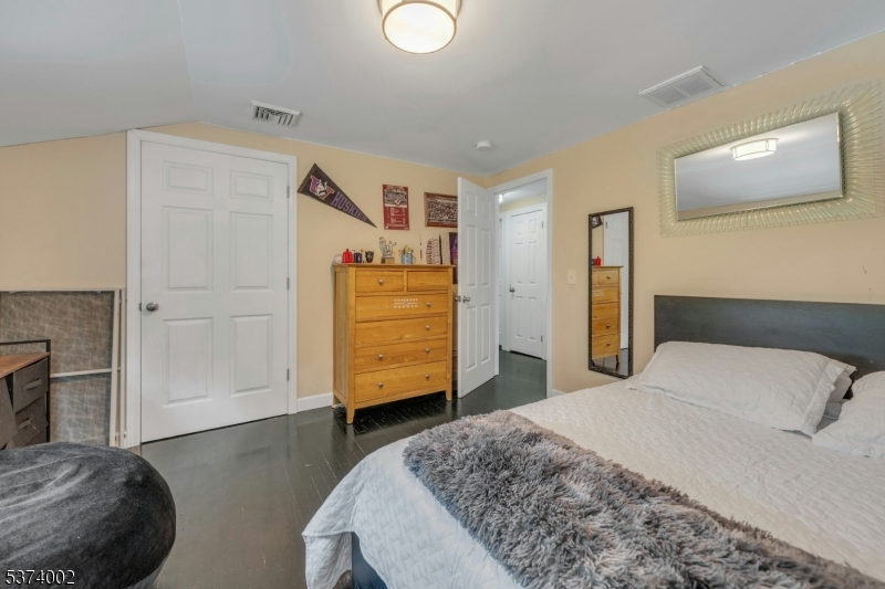 Ridgewood Village, New Jersey, 07450, United States, 4 Bedrooms Bedrooms, ,2 BathroomsBathrooms,Residential,For Sale,1901977