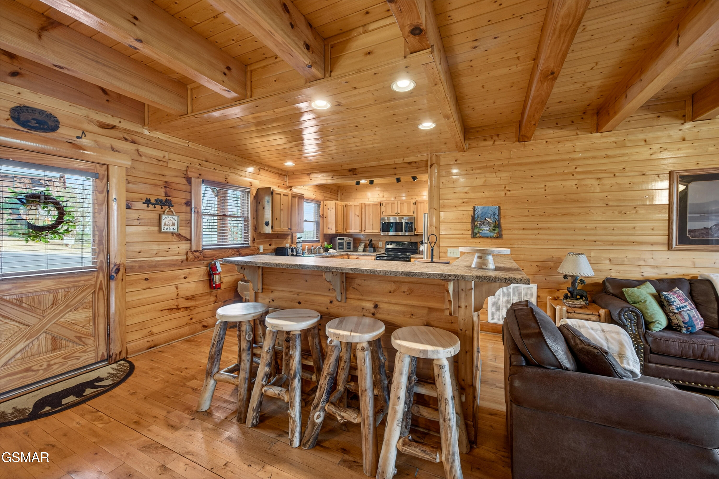 Sevierville, Tennessee, 37862, United States, 3 Bedrooms Bedrooms, ,5 BathroomsBathrooms,Residential,For Sale,2021105