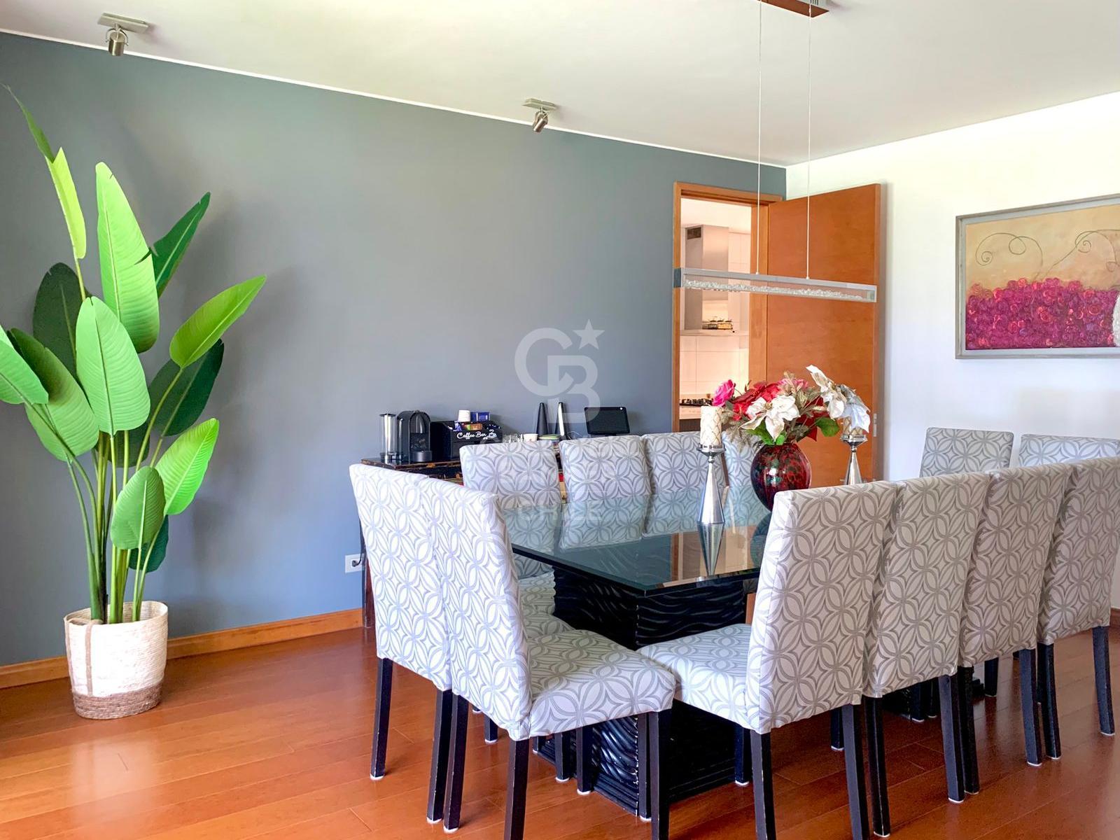 Lo Barnechea, Chile, 7 Bedrooms Bedrooms, ,5 BathroomsBathrooms,Residential,For Sale,1955589