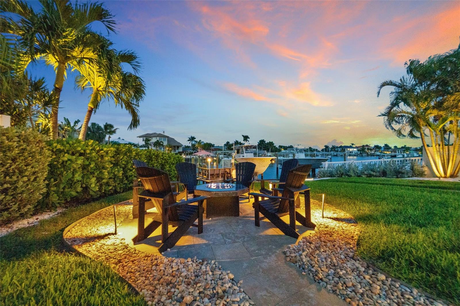 St. Petersburg, Florida, 33707, United States, 3 Bedrooms Bedrooms, ,2 BathroomsBathrooms,Residential,For Sale,1978831