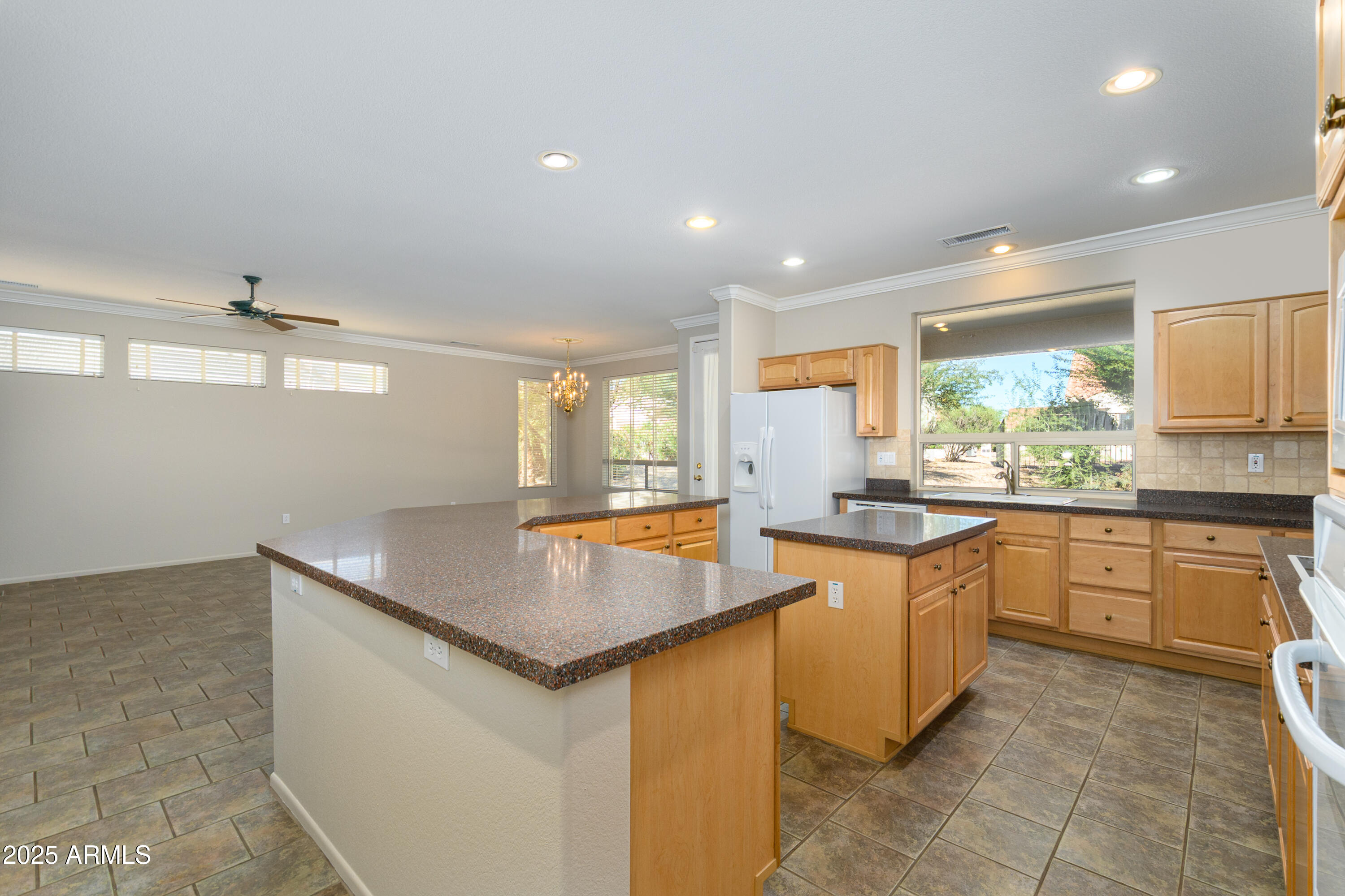 Surprise, Arizona, 85374, United States, 2 Bedrooms Bedrooms, ,3 BathroomsBathrooms,Residential,For Sale,2003056