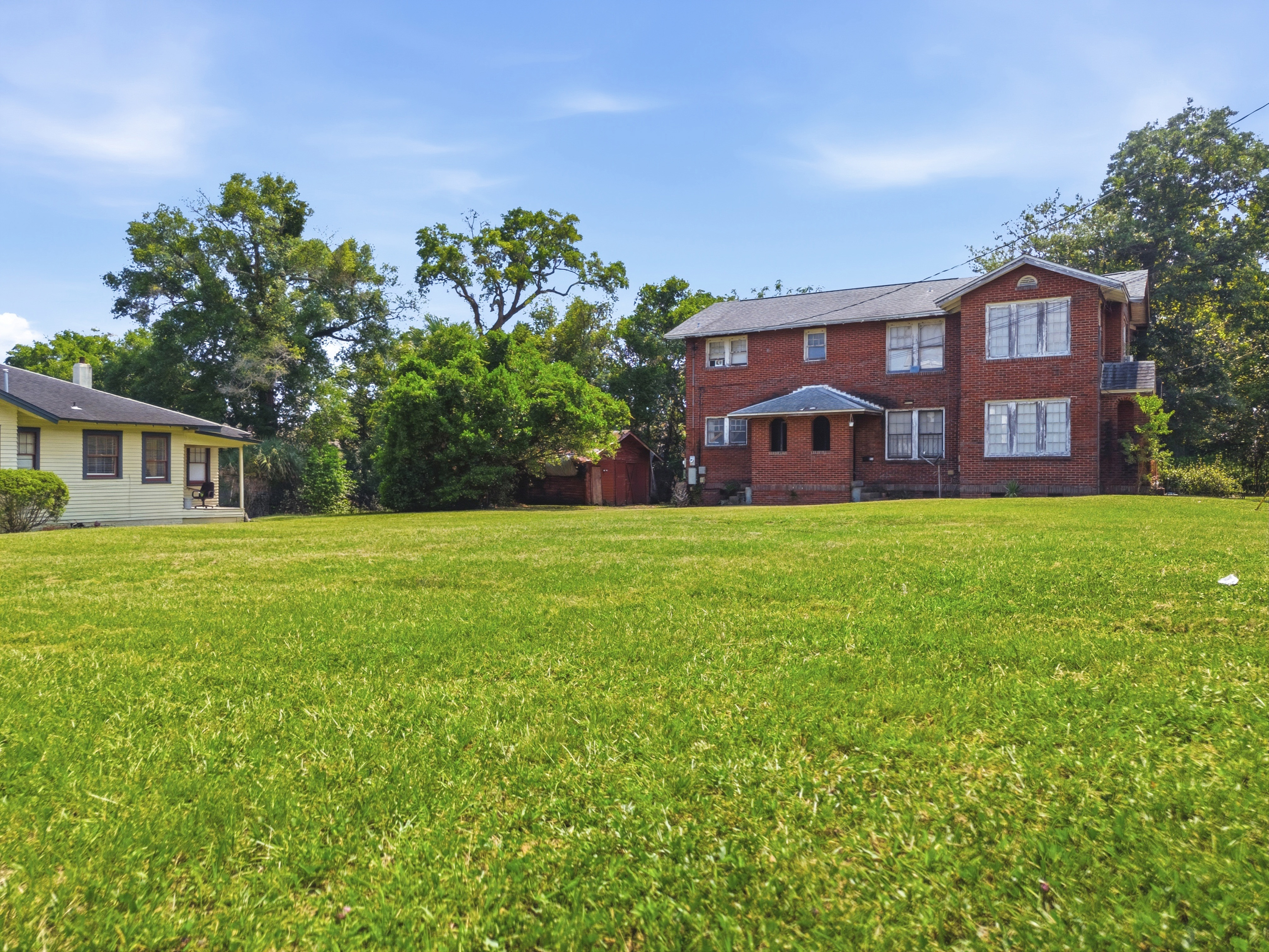  Rare Corner Parcel with Three-Lot Potential in Downton Pensacola - 物件實景