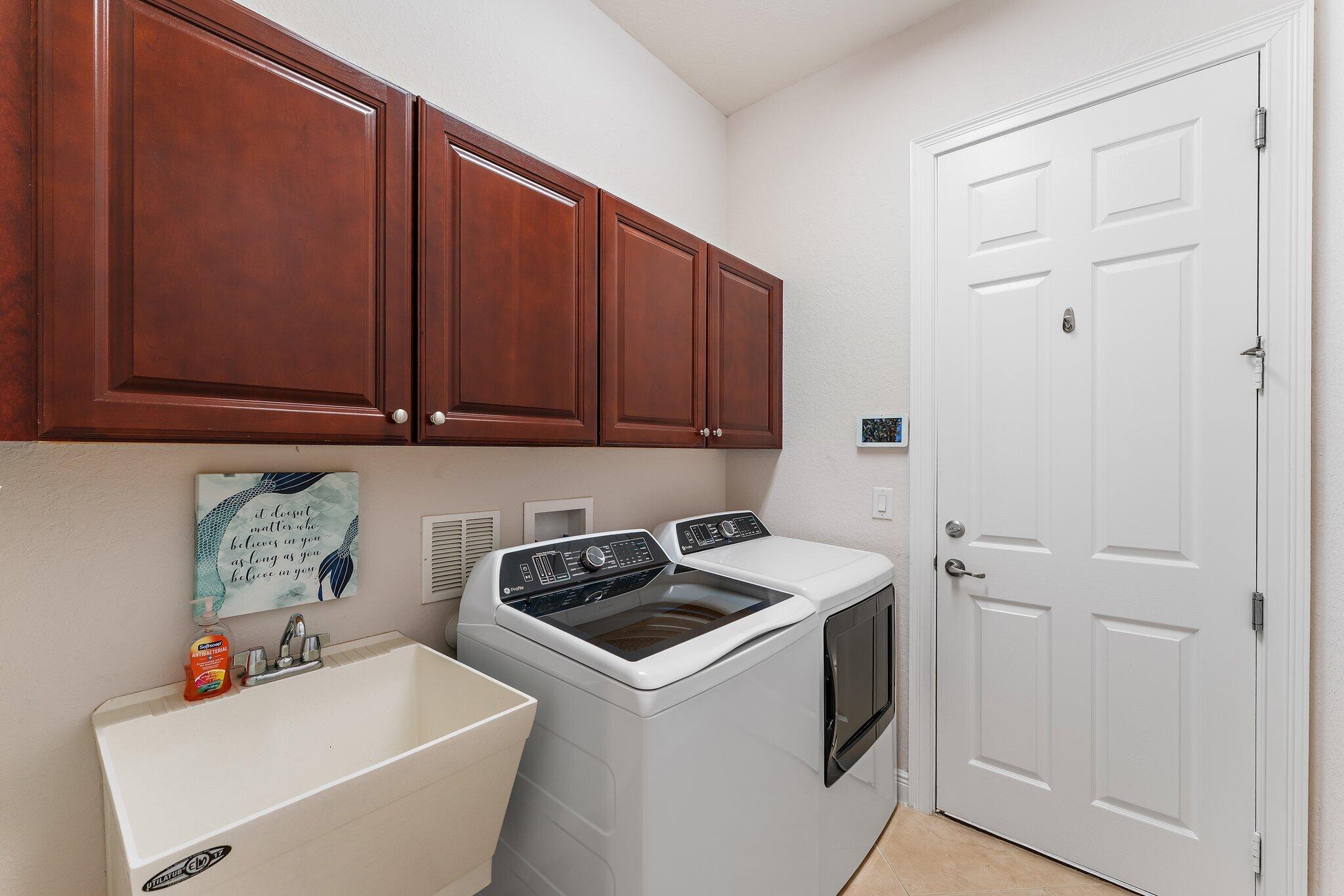 Jupiter, Florida, 33458, United States, 4 Bedrooms Bedrooms, ,3 BathroomsBathrooms,Residential,For Sale,2003514