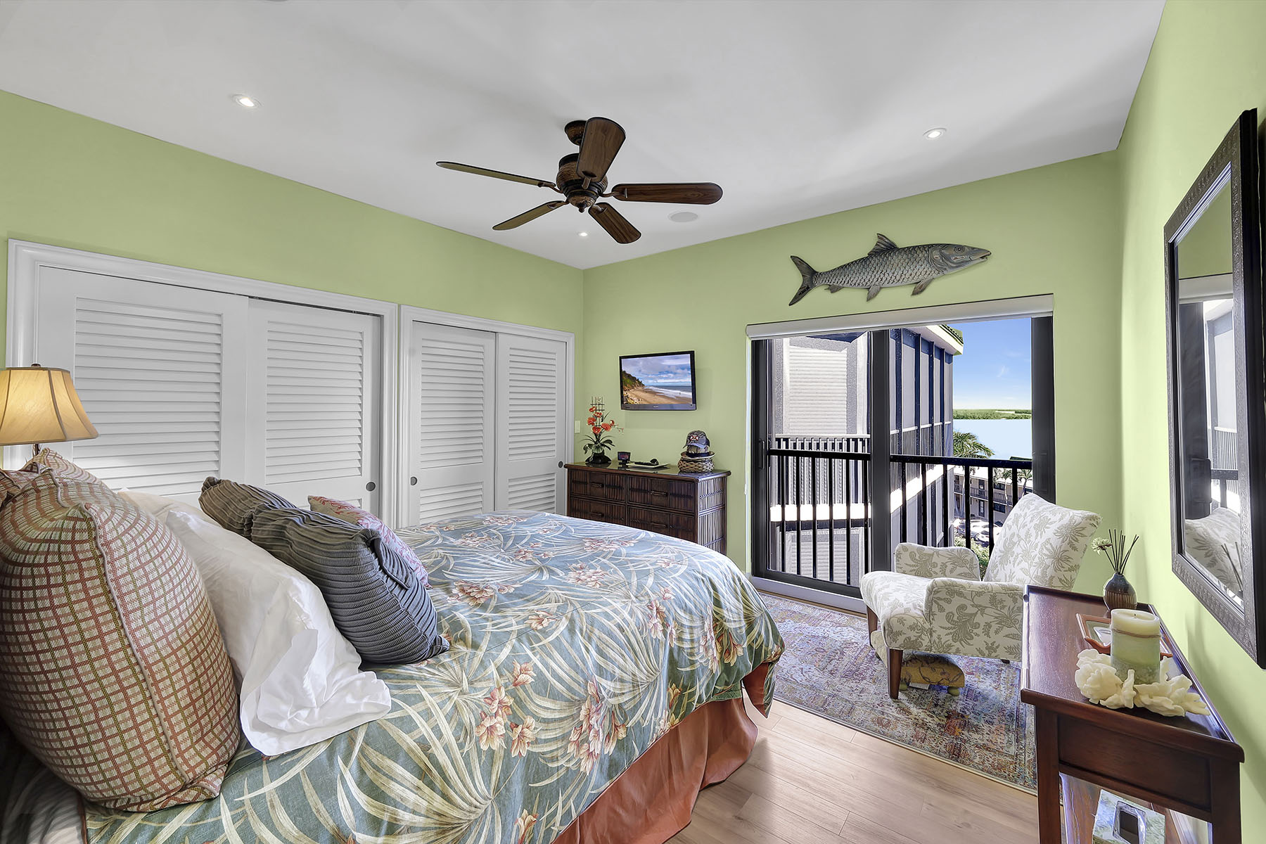  MARCO ISLAND - CAMELOT CONDO - 物件實景