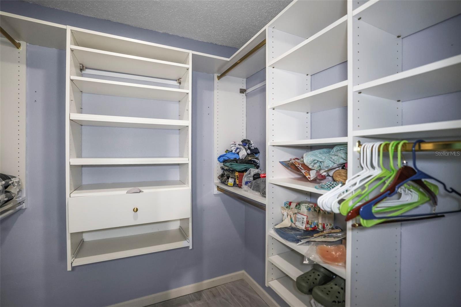 Clearwater, Florida, 33760, United States, 3 Bedrooms Bedrooms, ,2 BathroomsBathrooms,Residential,For Sale,1826177