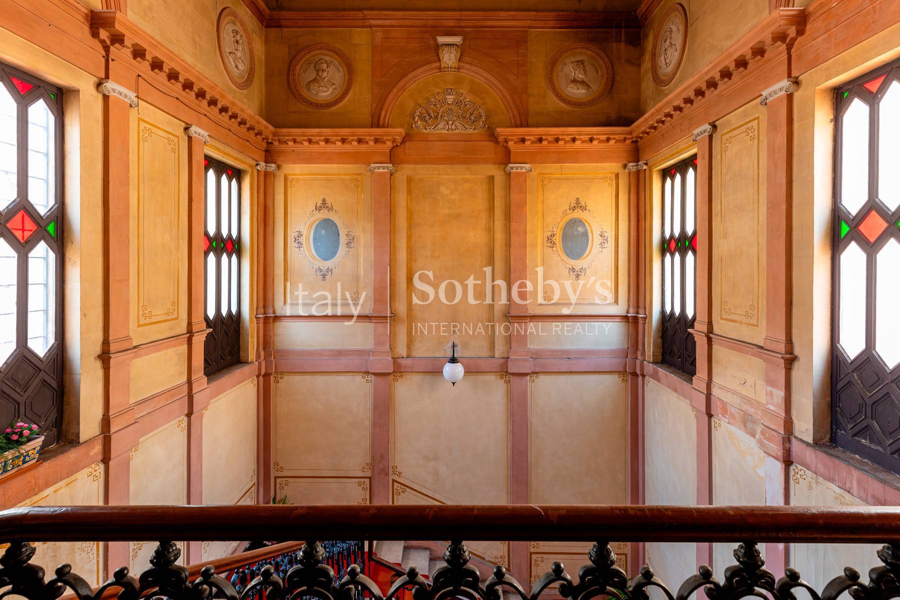  A prestigious 19th-century palace in Ragusa