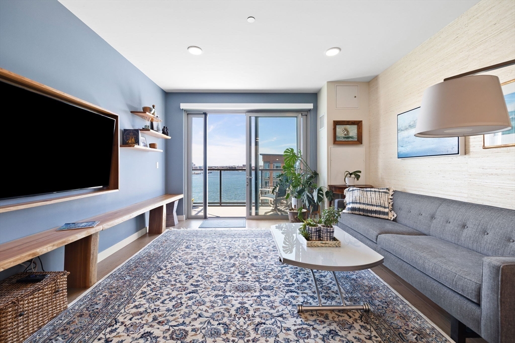 Boston, Massachusetts, 02128, United States, 2 Bedrooms Bedrooms, ,2 BathroomsBathrooms,Residential,For Sale,1780630