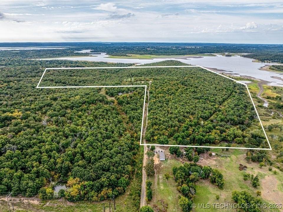 Eufaula, Oklahoma, 74432, United States, ,Residential,For Sale,1980082