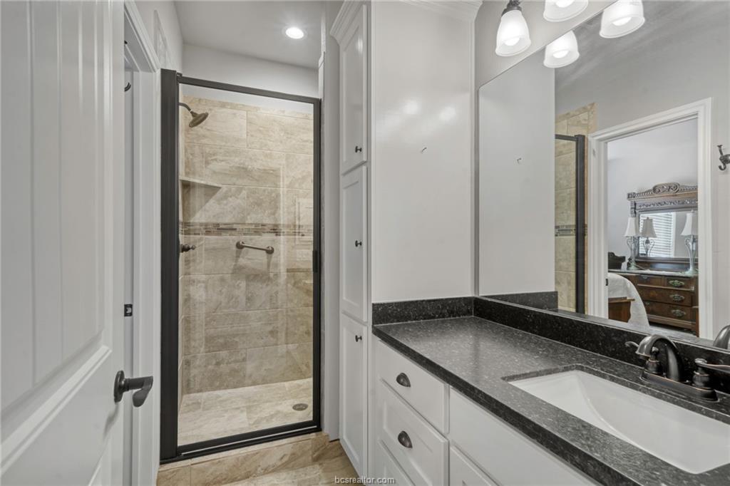North Zulch, Texas, 77872, United States, 4 Bedrooms Bedrooms, ,3 BathroomsBathrooms,Residential,For Sale,1920538