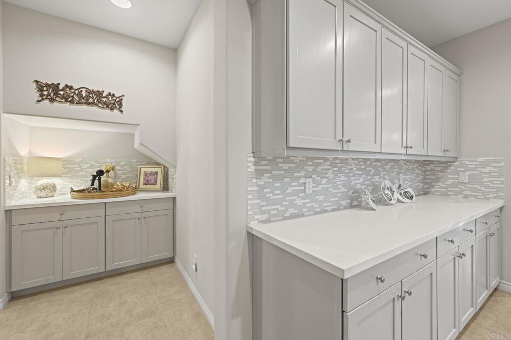 San Marcos, California, 92078, United States, 5 Bedrooms Bedrooms, ,5 BathroomsBathrooms,Residential,For Sale,1926310