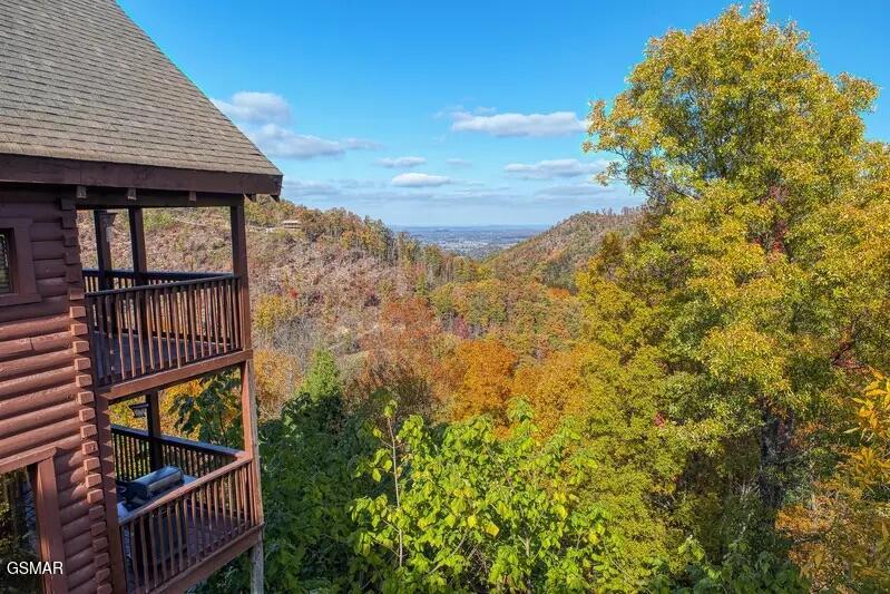 Sevierville, Tennessee, 37876, United States, 1 Bedroom Bedrooms, ,2 BathroomsBathrooms,Residential,For Sale,2005093