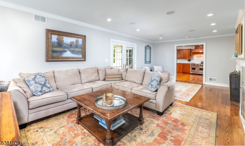 Chatham Boro, New Jersey, 07928, United States, 4 Bedrooms Bedrooms, ,3 BathroomsBathrooms,Residential,For Sale,1941071