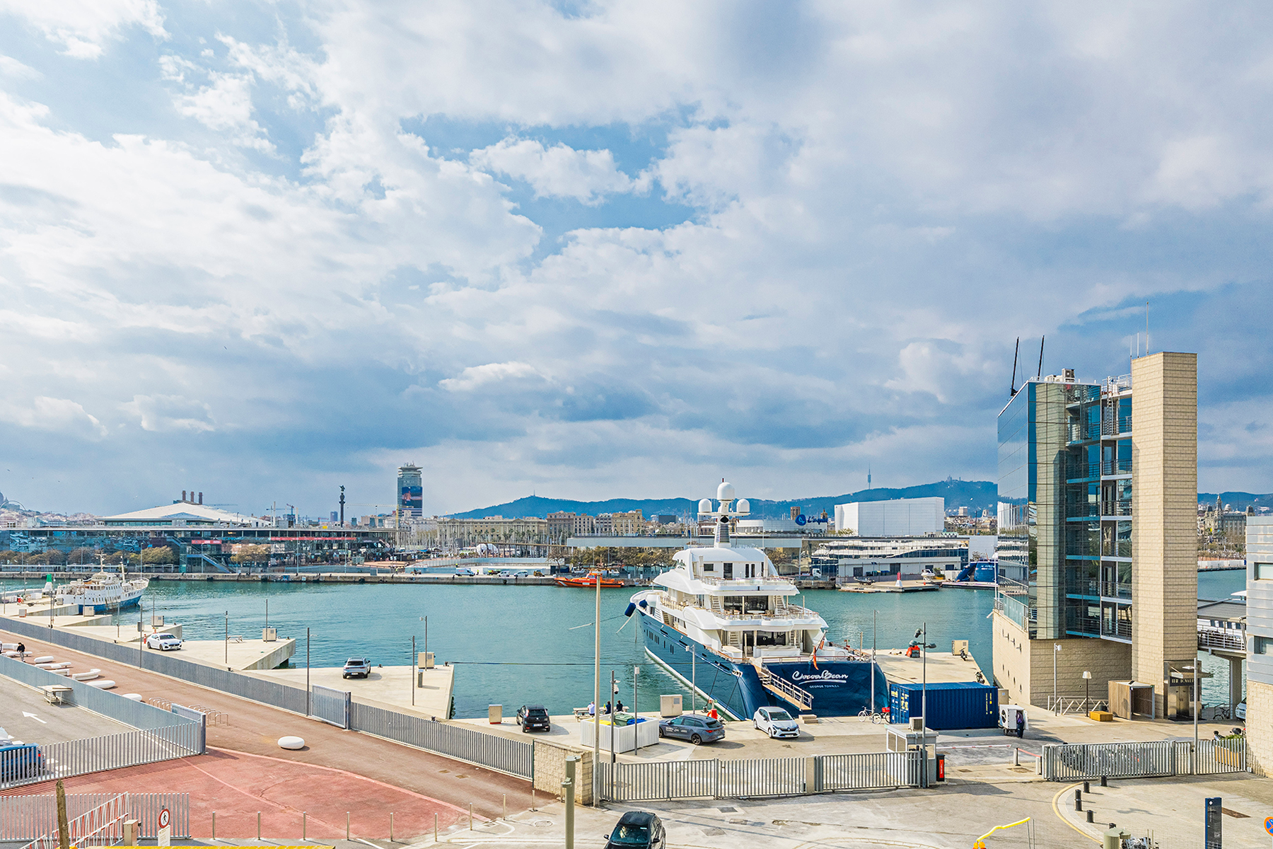  Modern flat in Poblenou, Barcelona - 2 bedrooms and garage - 物件實景