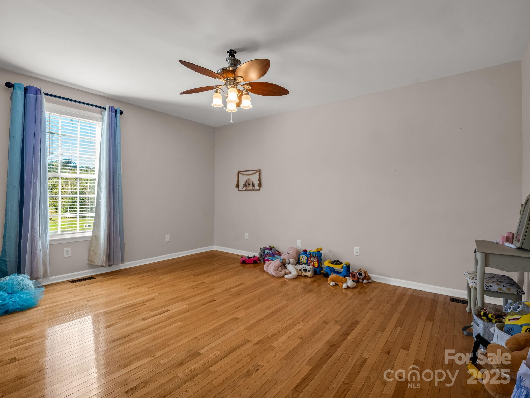 Shelby, North Carolina, 28152, United States, 3 Bedrooms Bedrooms, ,2 BathroomsBathrooms,Residential,For Sale,1969523