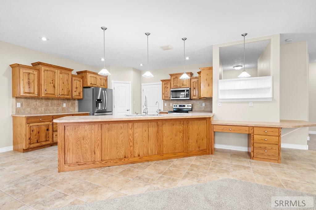 IDAHO FALLS, Idaho, 83402, United States, 5 Bedrooms Bedrooms, ,3 BathroomsBathrooms,Residential,For Sale,1987335