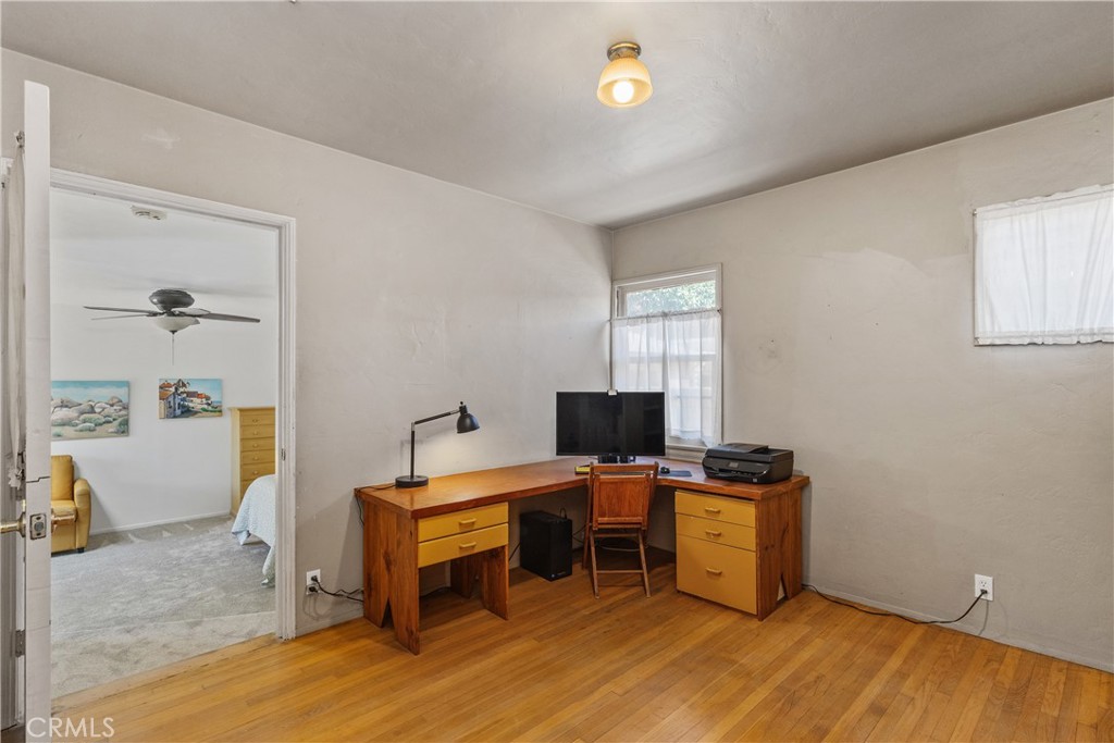 Anaheim, California, 92802, United States, 2 Bedrooms Bedrooms, ,2 BathroomsBathrooms,Residential,For Sale,1892666