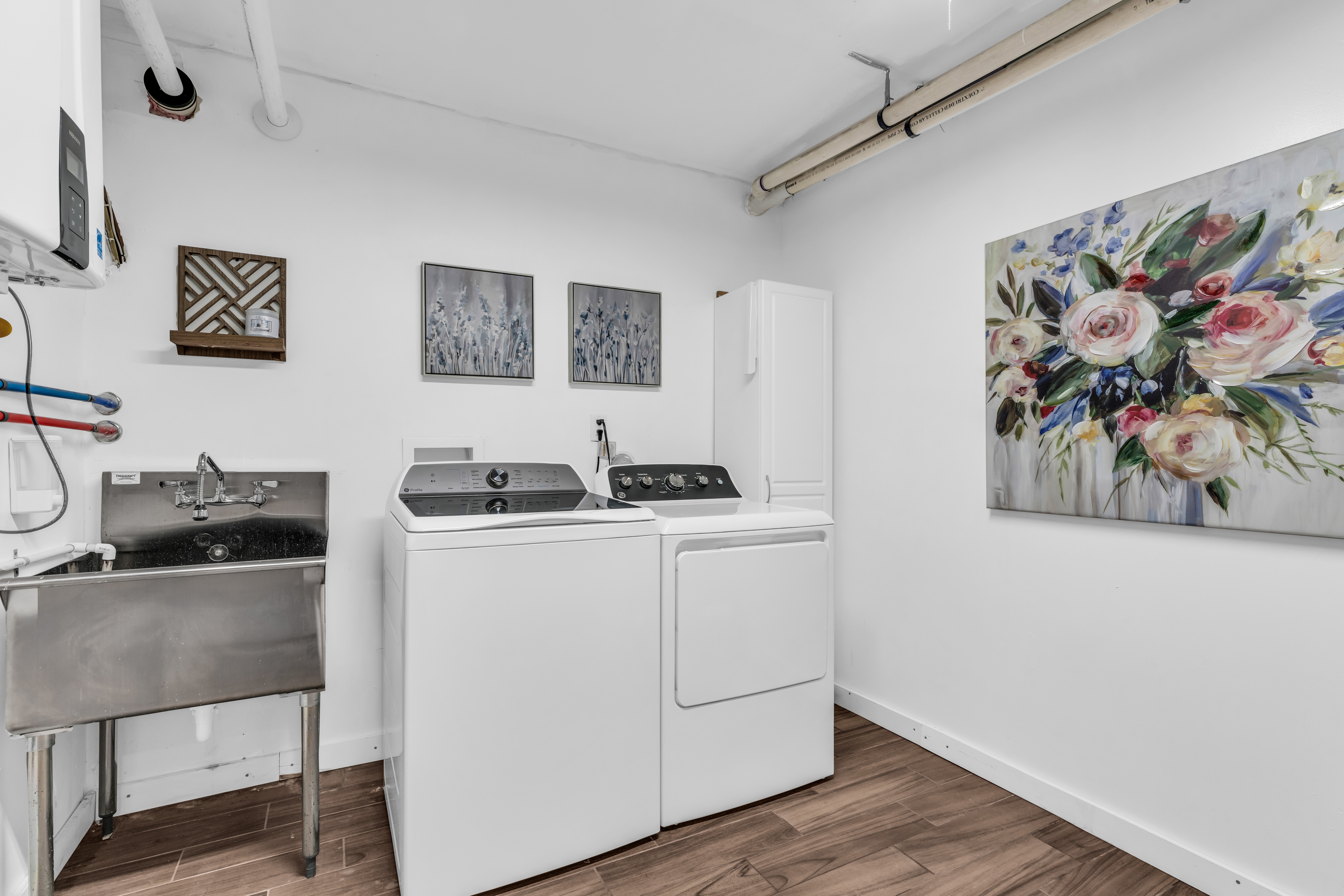  Beautiful Updated Bi-Level Home - 840 Nutswamp Road, Red Bank - 物件實景