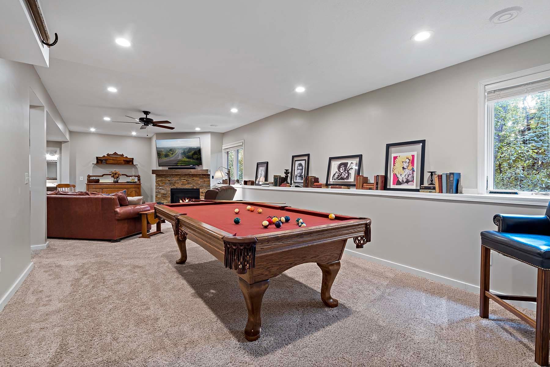 Burnsville, Minnesota, 55306, United States, 5 Bedrooms Bedrooms, ,3 BathroomsBathrooms,Residential,For Sale,1924663