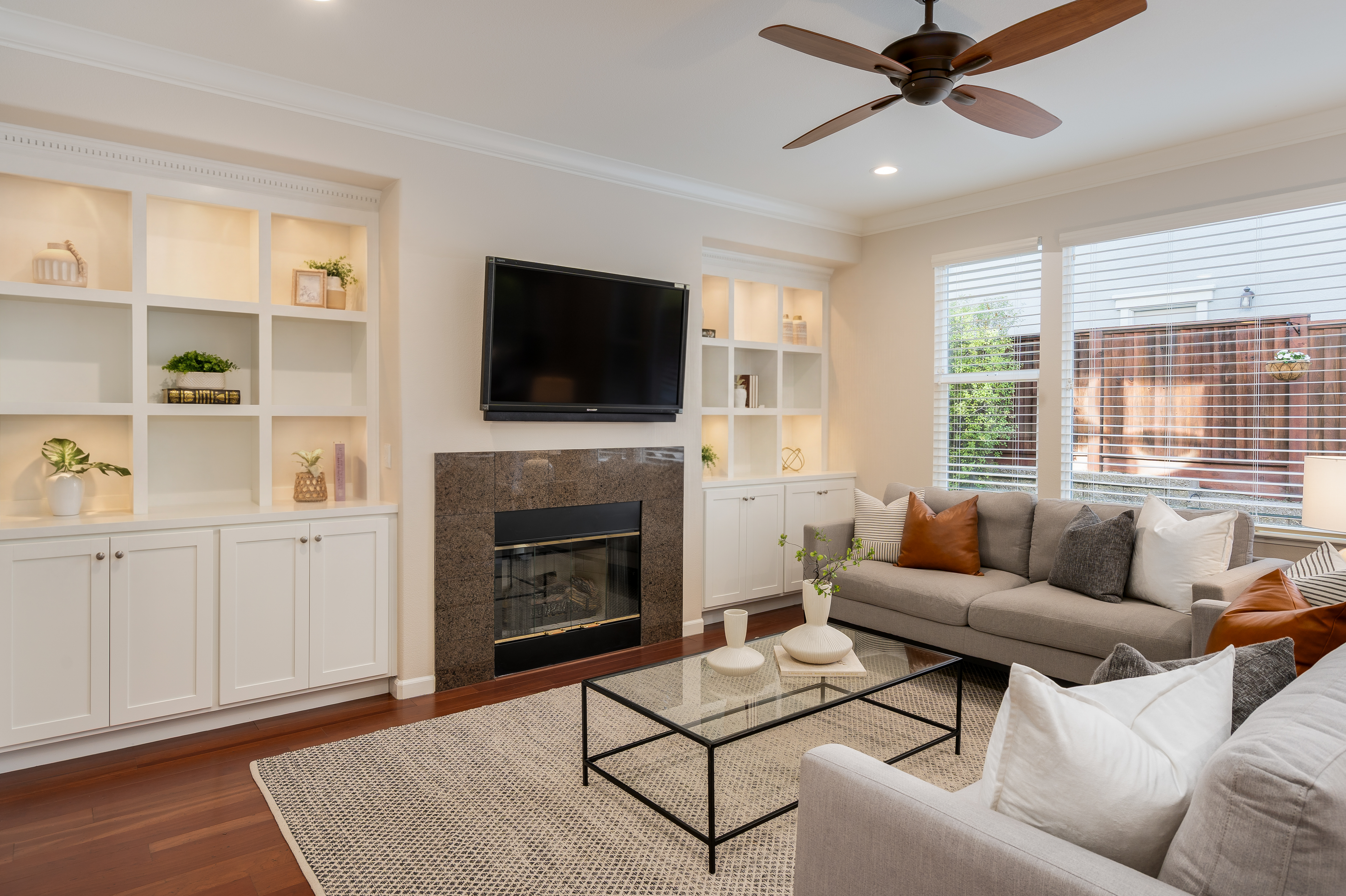  Monterosso Elegance on a Premier Corner Lot - 物件實景