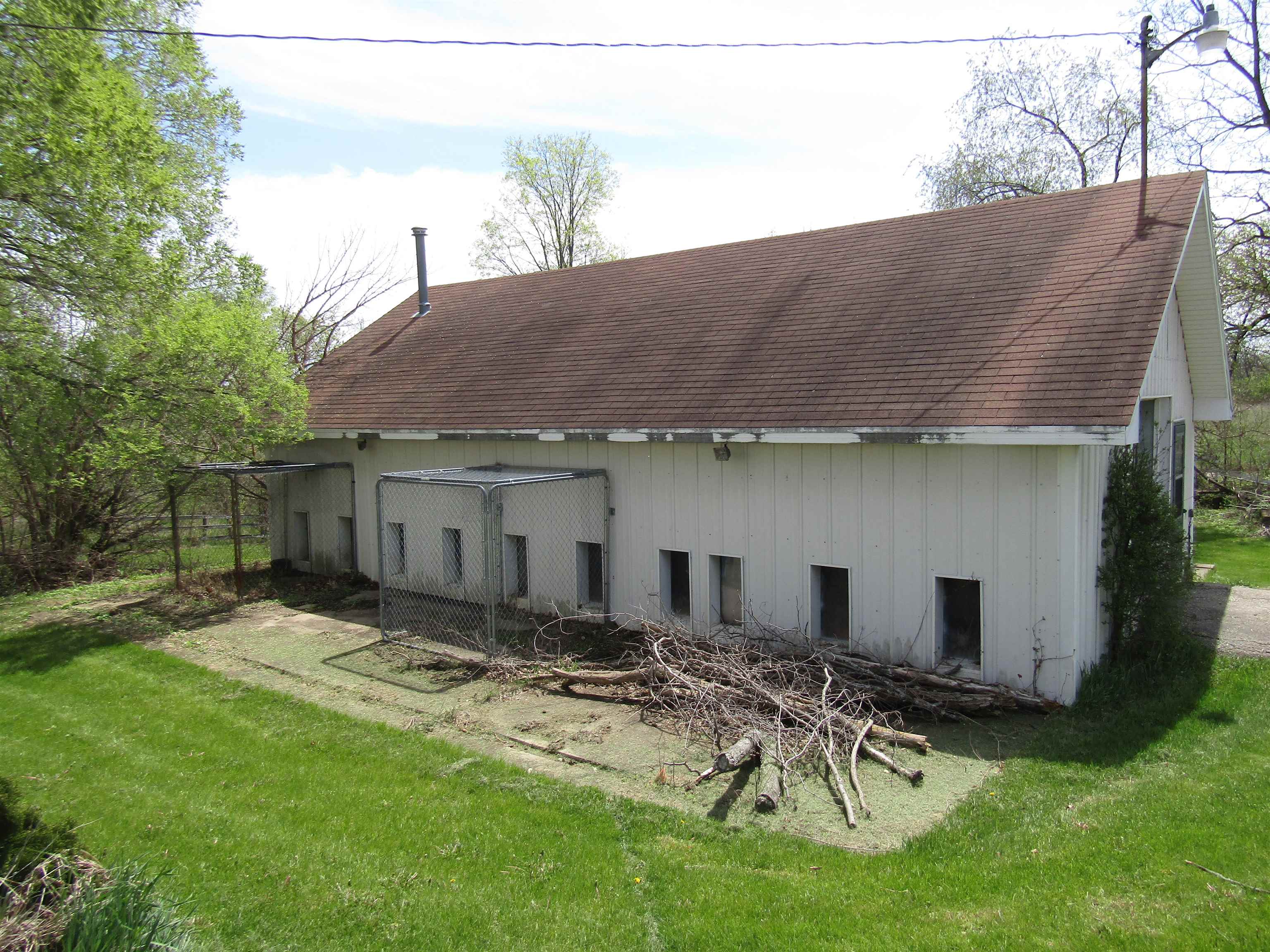 Beloit, Wisconsin, 53511, United States, 6 Bedrooms Bedrooms, ,5 BathroomsBathrooms,Residential,For Sale,2005611