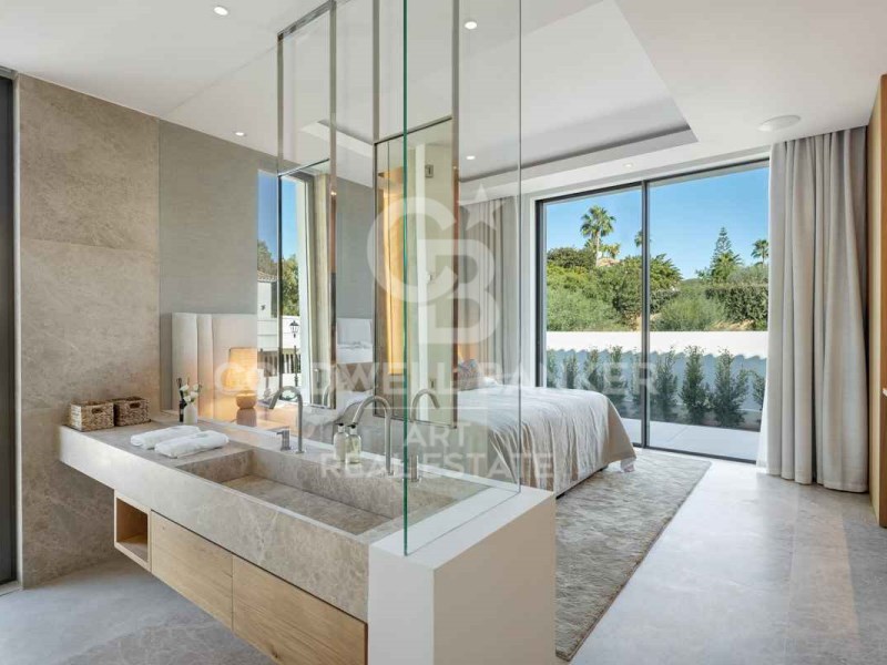 Marbella, Andalusia, ES, 6 Bedrooms Bedrooms, ,7 BathroomsBathrooms,Residential,For Sale,1766409